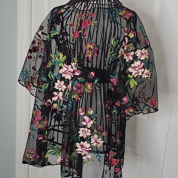 Kimchi Blue Sheer Black Top with Floral Embroidery Size Small - Picture 5 of 14